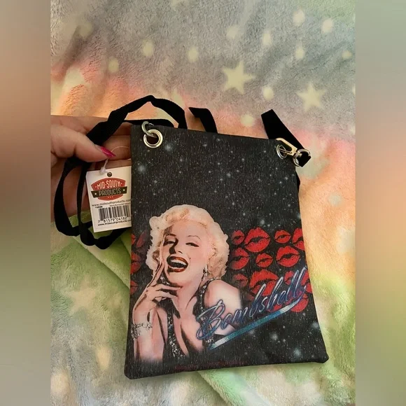 Marilyn Monroe Crossbody - Picture 2 of 4